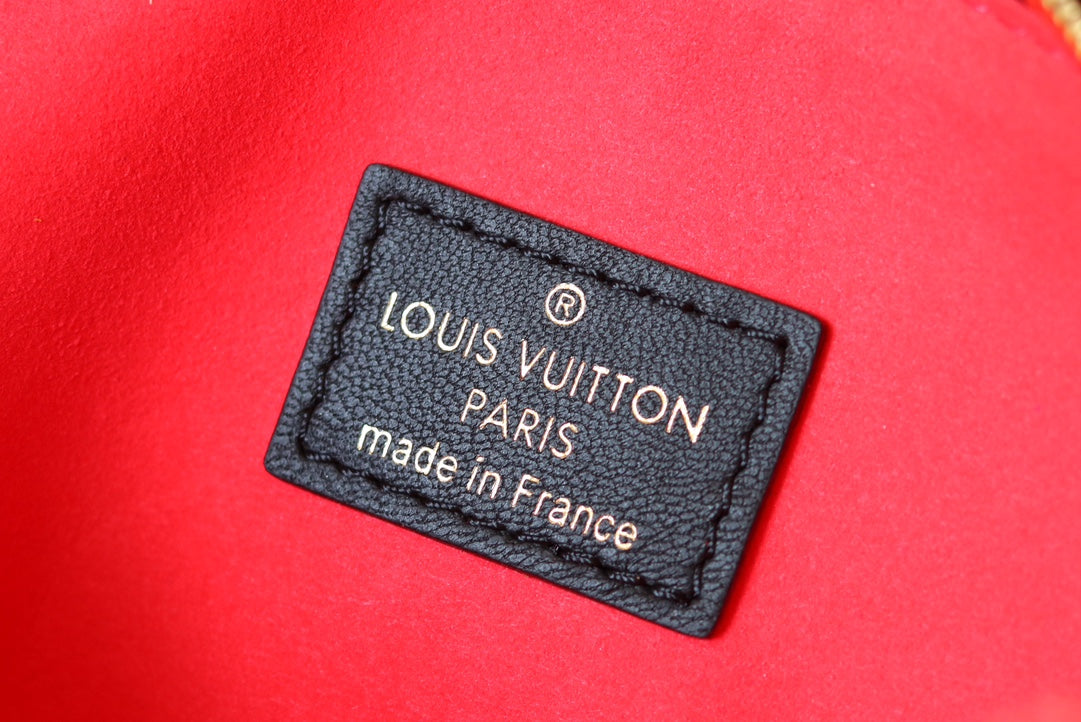 Exquisite leather bags-7779